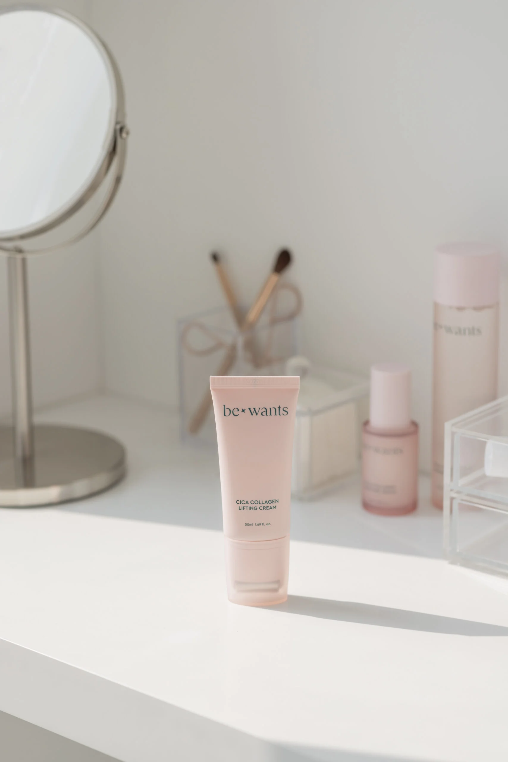 bewants Cica Collagen Lifting Cream